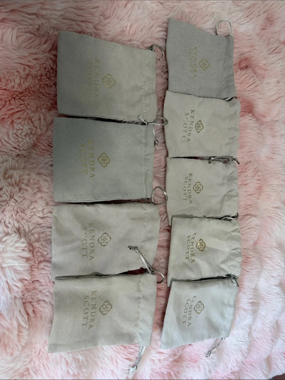 Set of Kendra Scott Gift Boxes with Ribbon